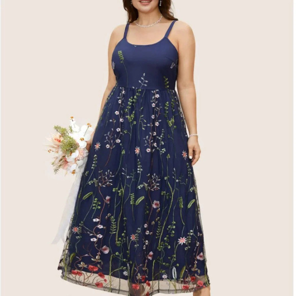 BloomChic Plus Size U Neck Floral Embroidered Mesh Cami Dress 2XL - Picture 2 of 7